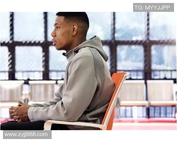 祝铭震：从青涩少年到舞台巨星的成长之路与奋斗故事